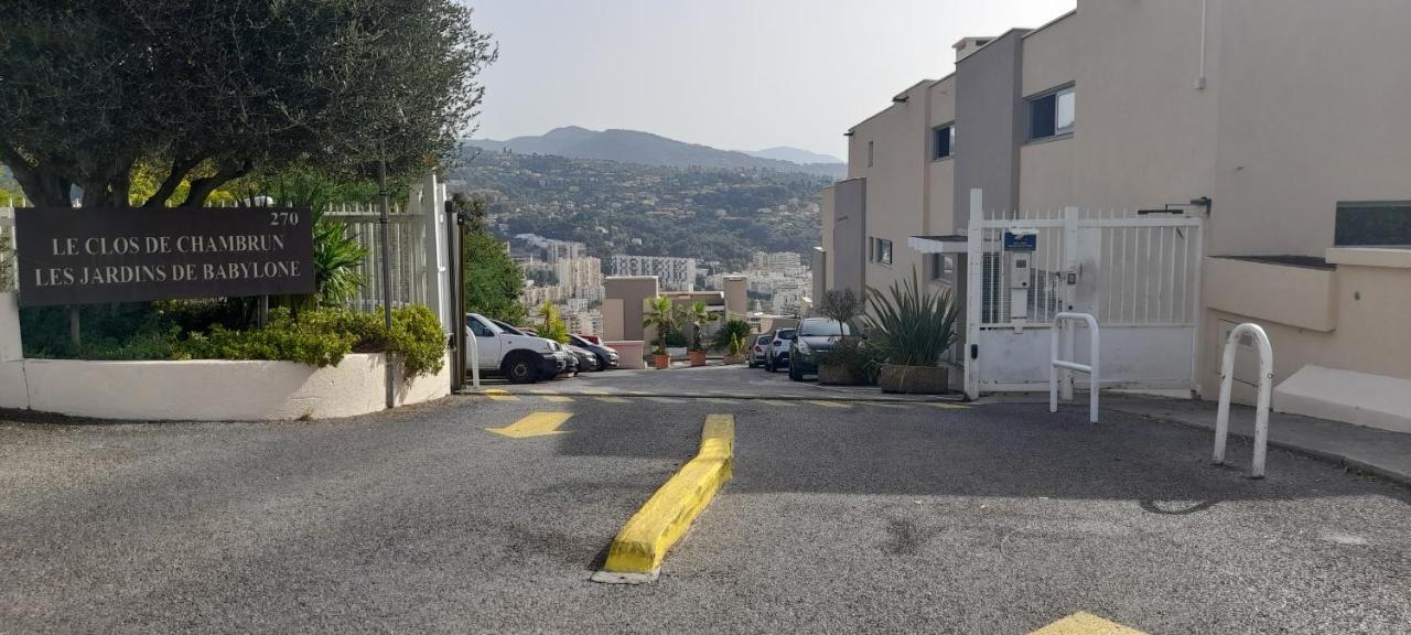 Quarto em Acomodações Particulares D Avec Clim Terrasse Et Petit Dejeuner Hauteurs De *